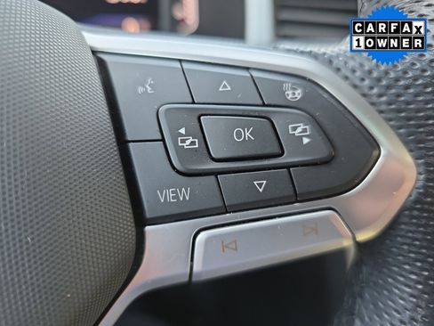 Used 2022 Volkswagen Atlas Cross Sport SEL Premium R-Line AWD/4WD image 25