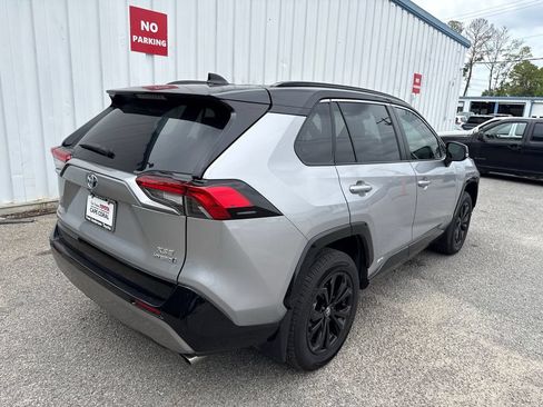Used 2024 Toyota RAV4 XSE AWD/4WD image 8