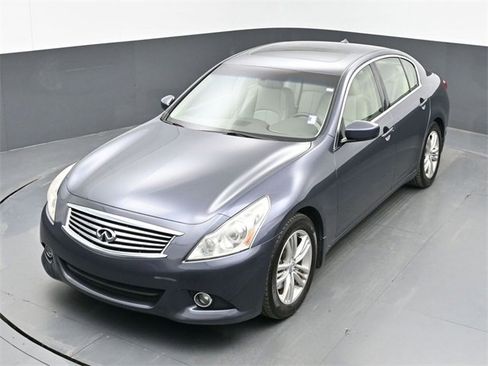 Used 2013 INFINITI G37 Journey w/ Premium Pkg image 34