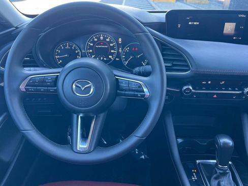 Certified 2025 MAZDA MAZDA3 s image 11