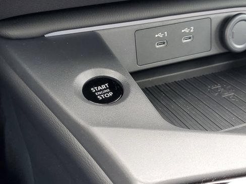 New 2026 Nissan Sentra SV w/ SV Convenience Package FWD image 31