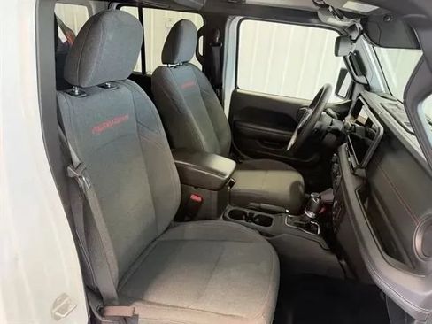 Used 2024 Jeep Wrangler Unlimited Rubicon AWD/4WD image 27
