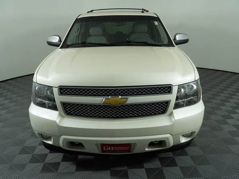 Used 2013 Chevrolet Tahoe LTZ AWD/4WD image 2
