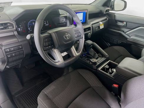 Certified 2026 Toyota 4Runner SR5 AWD/4WD image 9
