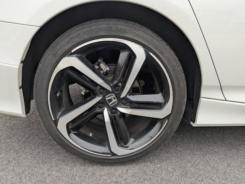 Used 2022 Honda Accord Sport image 12