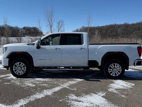 Used 2021 GMC Sierra 3500 Denali w/ Technology Package image 6