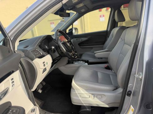 Used 2019 Honda Pilot Elite image 23