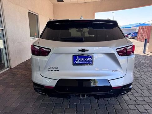 Used 2021 Chevrolet Blazer RS w/ Enhanced Convenience Package FWD image 4