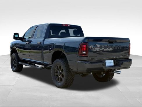New 2026 RAM 2500 Big Horn AWD/4WD image 3