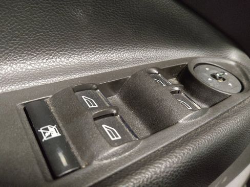 Used 2014 Ford Escape Titanium AWD/4WD image 27