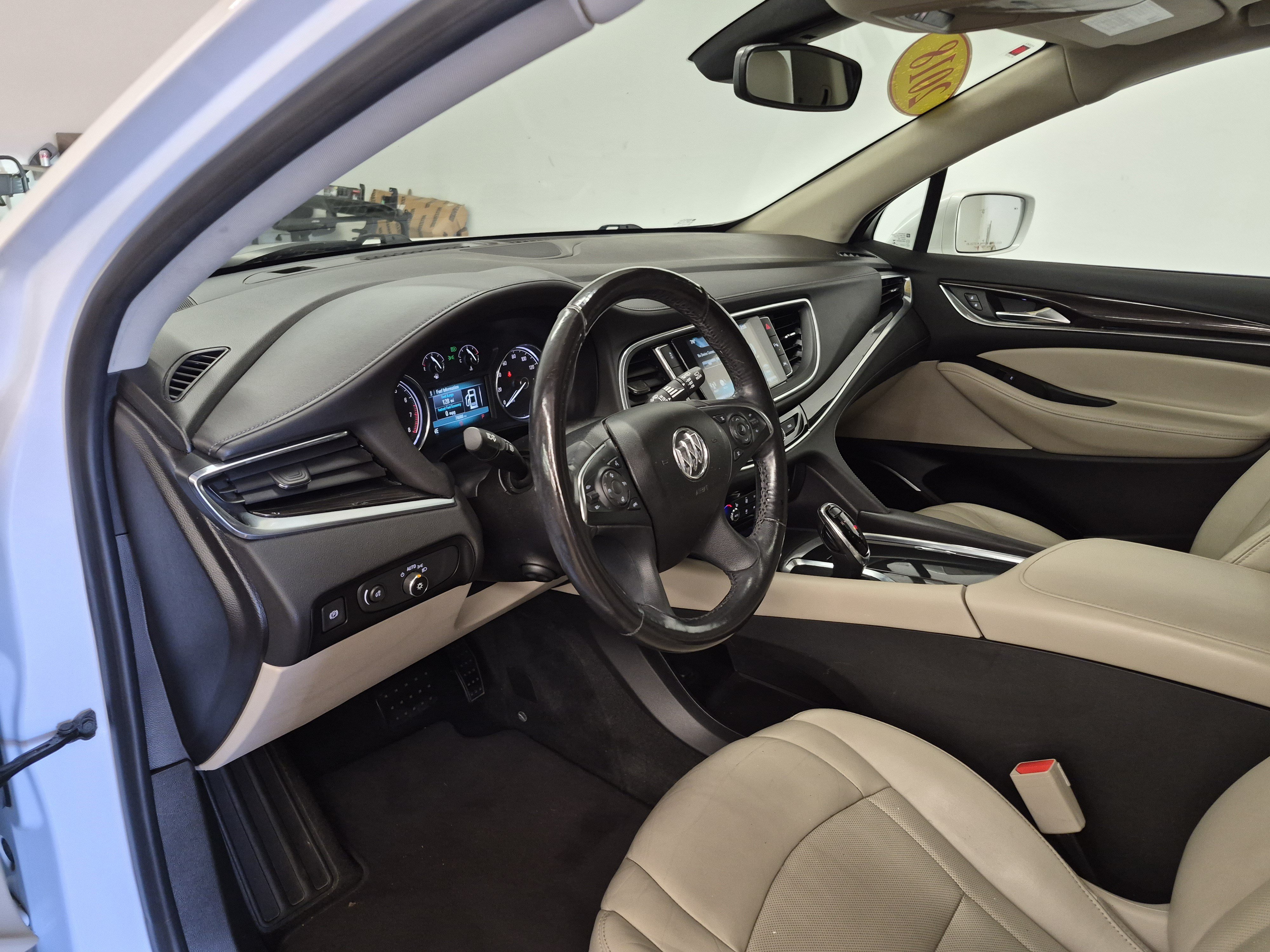 Used 2018 Buick Enclave Premium FWD image 14