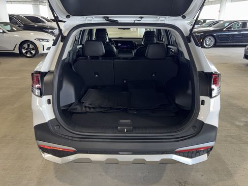 Used 2023 Kia Sportage EX FWD image 13