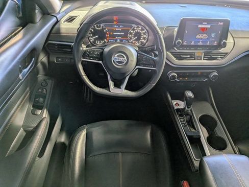 Used 2020 Nissan Altima 2.5 SR w/ Premium Package FWD image 15