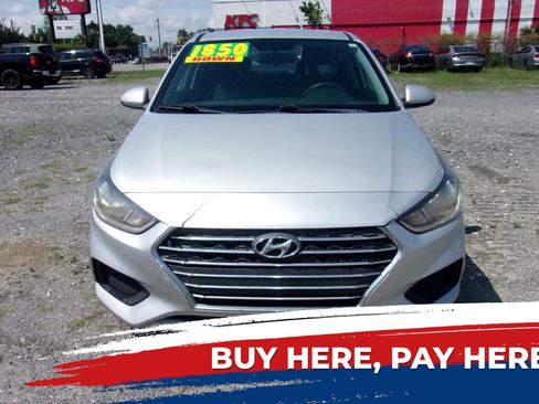 Used 2019 Hyundai Accent SE FWD image 1