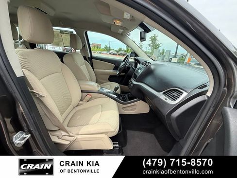 Used 2015 Dodge Journey American Value Package w/ Flexible Seating Group FWD image 33