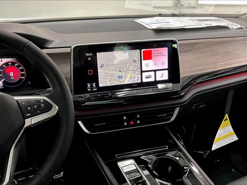 New 2026 Volkswagen Atlas SEL Premium R-Line image 9