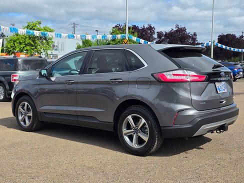 Used 2022 Ford Edge SEL w/ Convenience Package AWD/4WD image 2