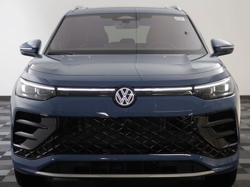 New 2026 Volkswagen Tiguan SEL R-Line image 22
