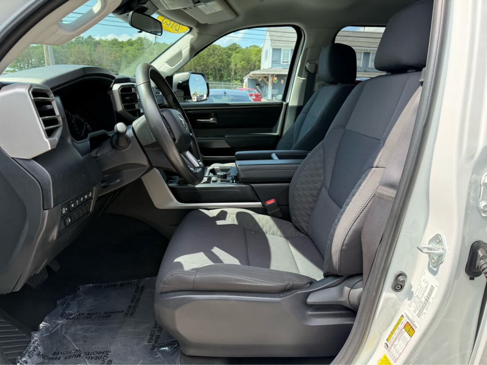 Used 2023 Toyota Tundra SR5 w/ SR5 Convenience Package AWD/4WD image 12