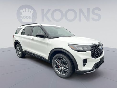 New 2026 Ford Explorer ST-Line w/ ST-Line Street Pack image 10