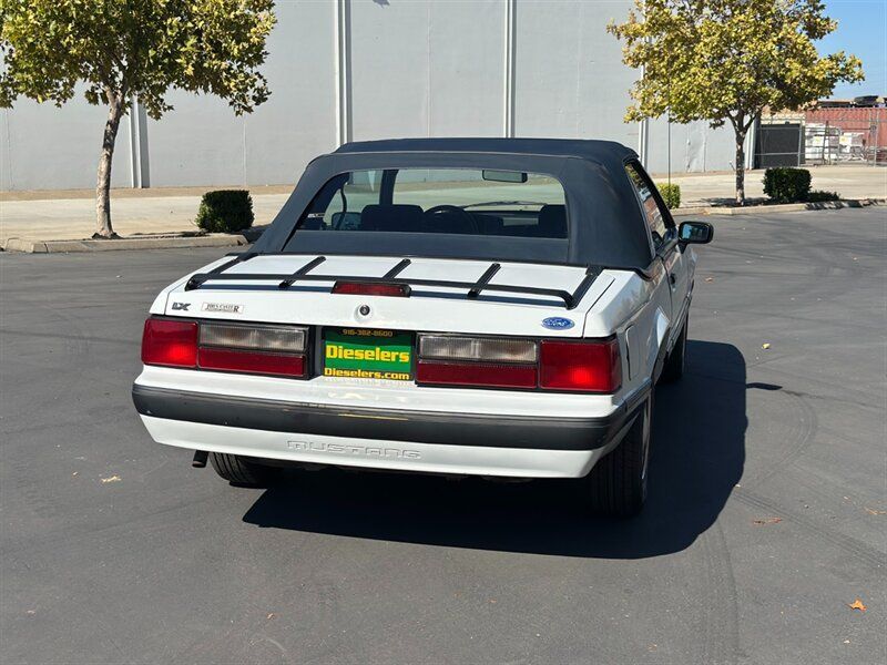 Used 1988 Ford Mustang LX RWD image 15