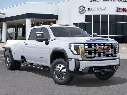 New 2026 GMC Sierra 3500 Denali w/ Denali Reserve Package image 7