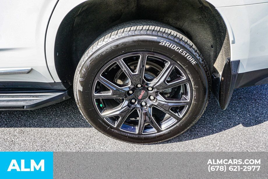 Used 2024 GMC Yukon Denali AWD/4WD image 17