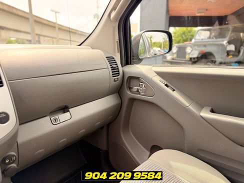 Used 2017 Nissan Frontier SV w/ SV Value Truck Package RWD image 19