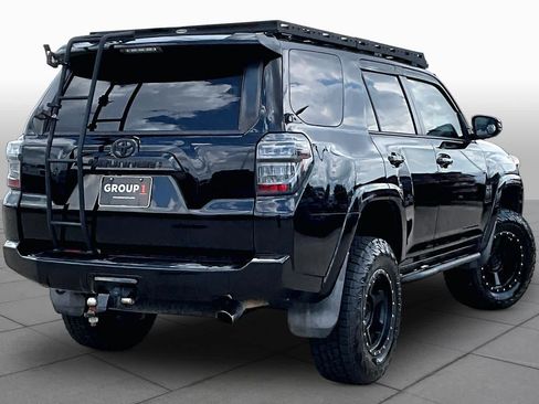Used 2020 Toyota 4Runner SR5 Premium AWD/4WD image 13