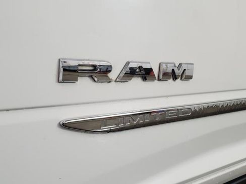 Used 2019 RAM 2500 Limited AWD/4WD image 9