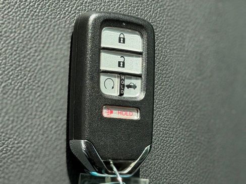Used 2019 Honda Accord Touring image 34