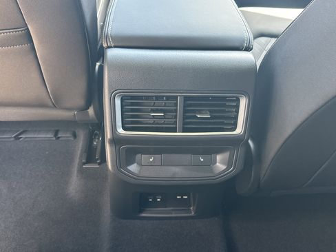 New 2026 Volkswagen Atlas Cross Sport SEL Premium R-Line AWD/4WD image 15