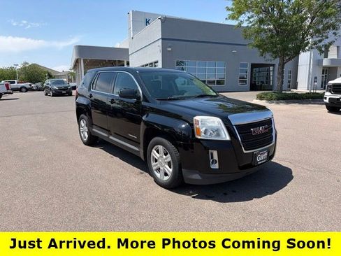 Used 2015 GMC Terrain SLE AWD/4WD image 1