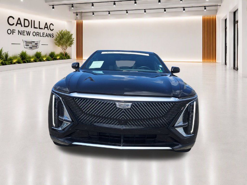 Certified 2024 Cadillac Lyriq Tech w/ Driver Assist Package AWD/4WD image 9