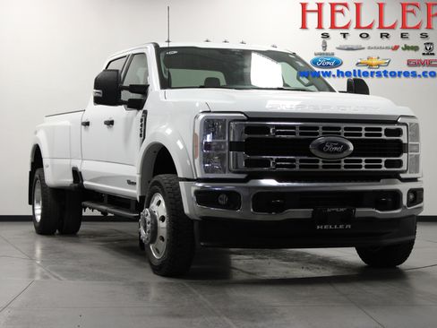 Used 2026 Ford F450 XLT w/ Camper Package AWD/4WD image 1