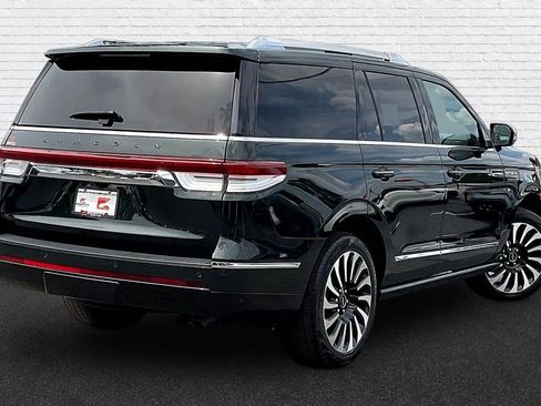 Used 2022 Lincoln Navigator Black Label AWD/4WD image 6