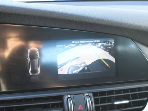 Used 2022 Alfa Romeo Giulia Ti image 19