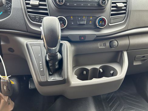 New 2025 Ford Transit 250 250 Low Roof All Wheel Drive image 38