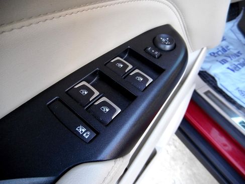 Used 2015 Cadillac SRX Performance w/ Driver Awareness Package image 17