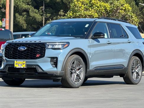 New 2026 Ford Explorer ST w/ Sun And Sound Package image 15