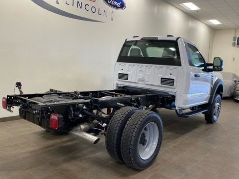 New 2026 Ford F450 XL w/ XL Chrome Package image 7