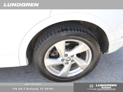 Used 2019 Audi Q3 2.0T Premium AWD/4WD image 12