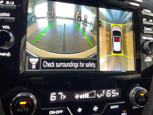 Used 2024 Nissan Murano Platinum w/ Cargo Package image 7