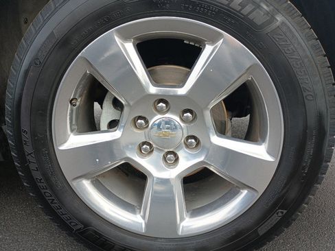 Used 2017 Chevrolet Tahoe LS w/ All-Season Package image 33