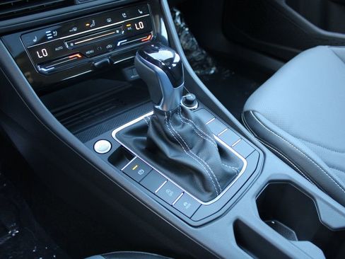 New 2026 Volkswagen Jetta SEL image 16