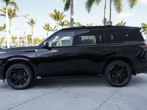 New 2026 INFINITI QX80 4WD w/ Sport Exterior Package image 21