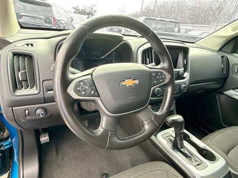 Used 2021 Chevrolet Colorado LT w/ LT Convenience Package image 12
