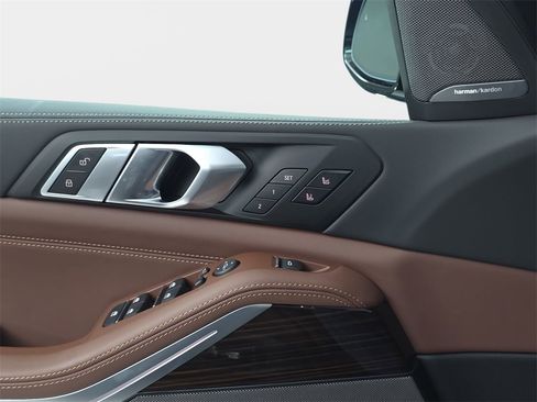 New 2026 BMW X5 xDrive40i w/ Executive Package image 27