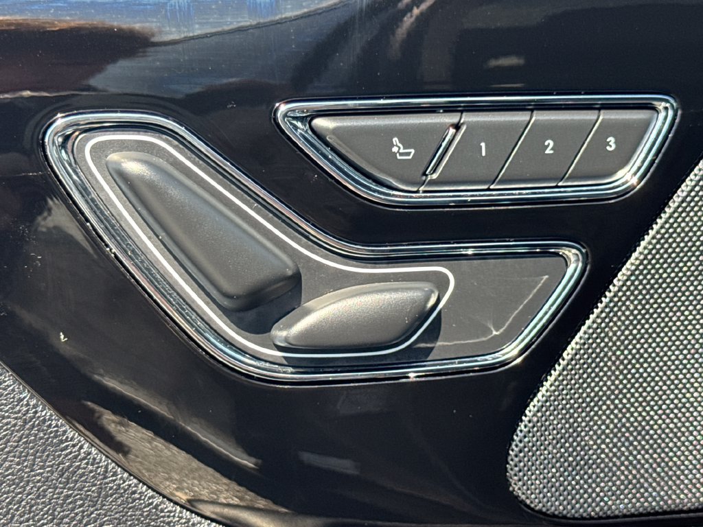 Used 2023 Lincoln Aviator AWD w/ Premium Package image 30