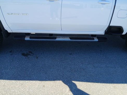 Used 2023 Chevrolet Silverado 2500 LT w/ Convenience Package image 15